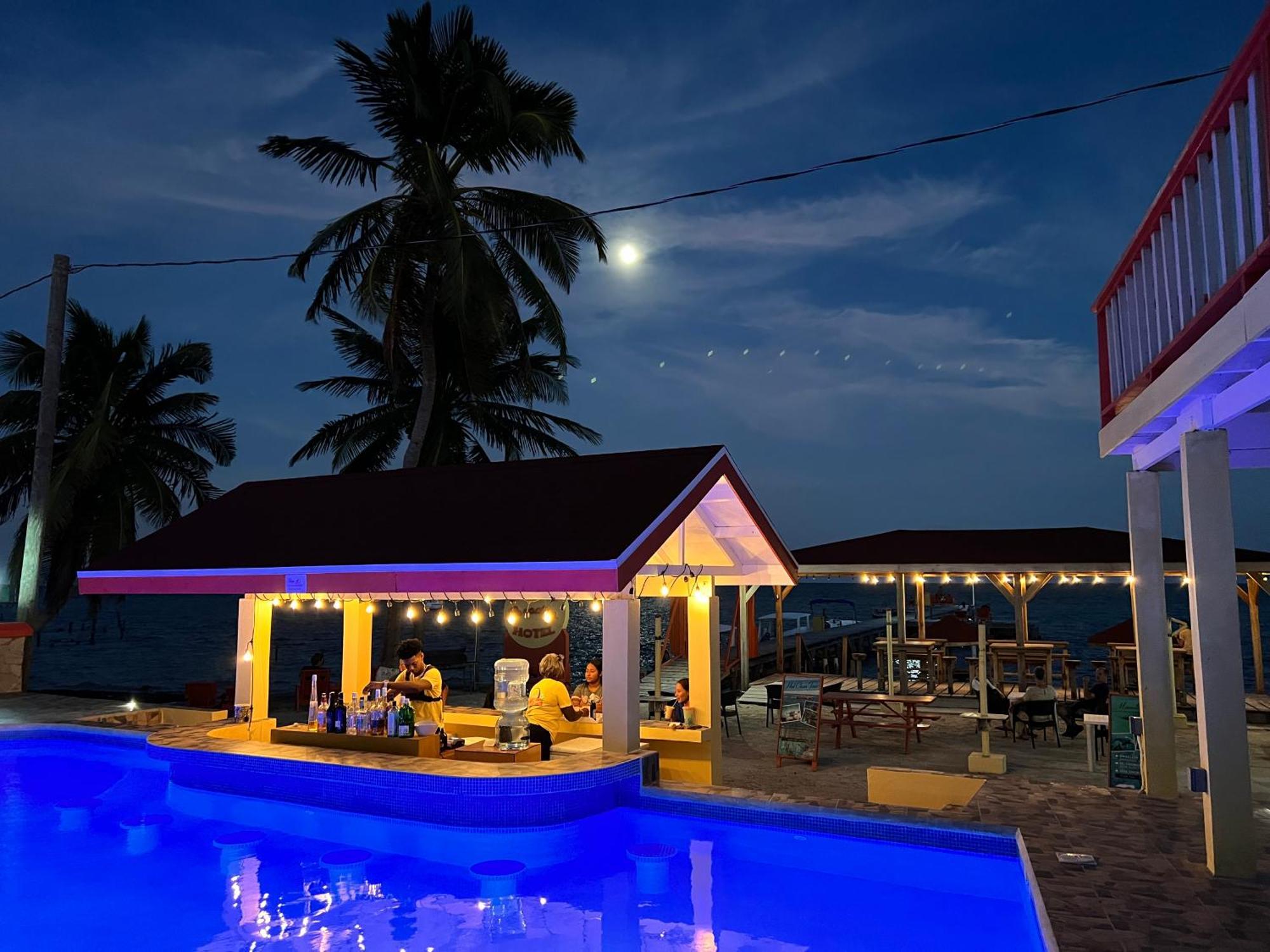 Tropical Paradise Caye Caulker Exterior foto